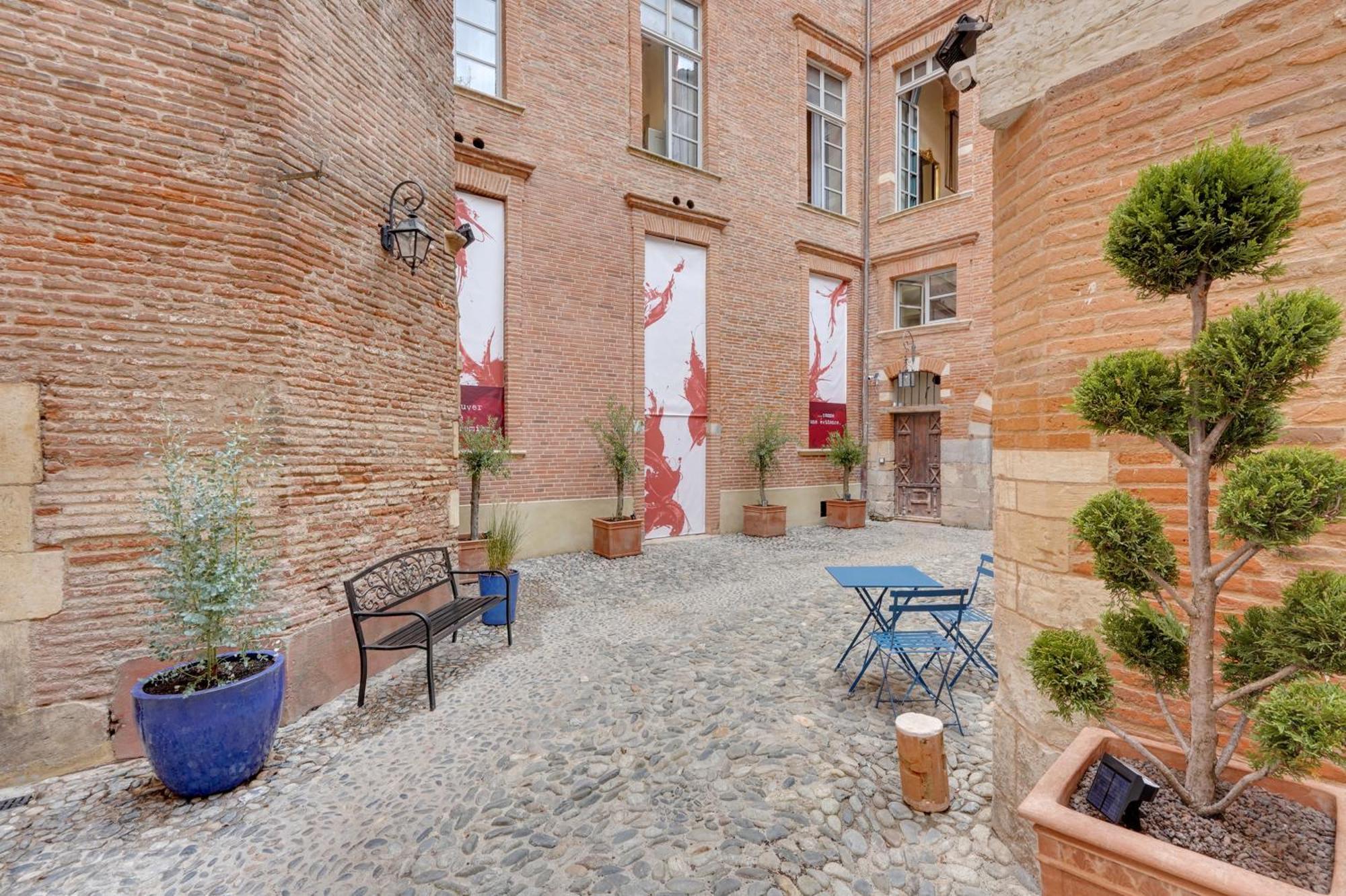 Les Relais Du Capitole - Appartements D'Hotes Toulouse Bagian luar foto