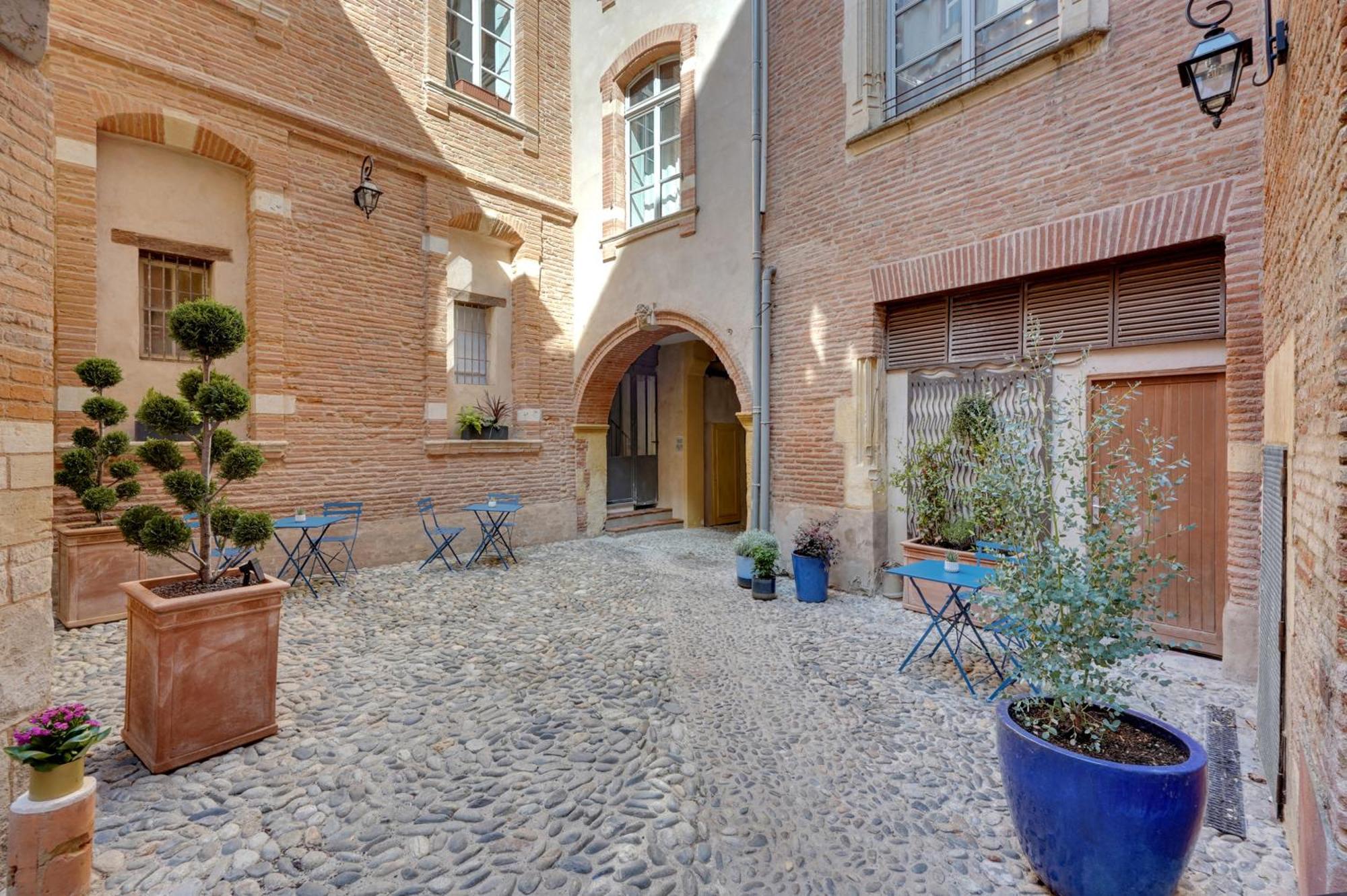 Les Relais Du Capitole - Appartements D'Hotes Toulouse Bagian luar foto
