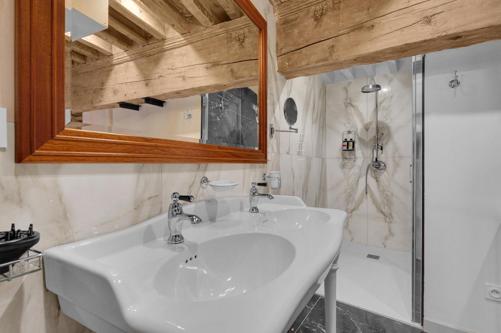 Les Relais Du Capitole - Appartements D'Hotes Toulouse Bagian luar foto